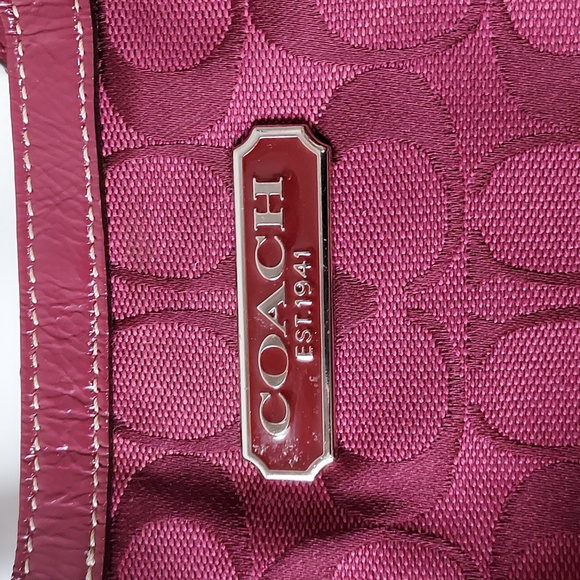 Coach est. 1941 over the shoulder purse red - Picture 3 of 12